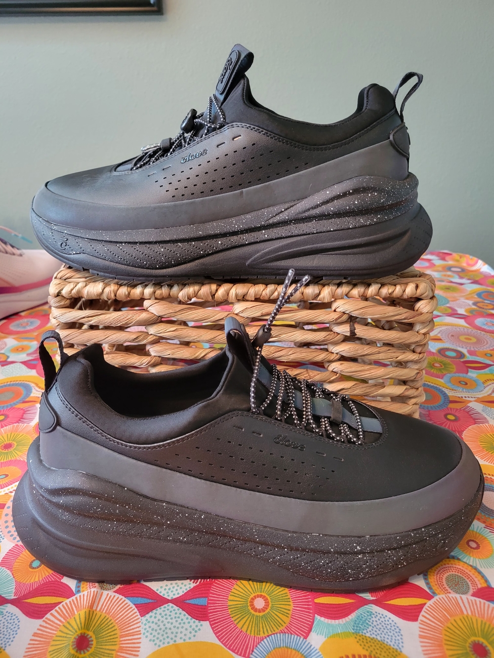 Clove Strada Onyx Flash Shoes Sneakers Women's 11.5 / Men's 10